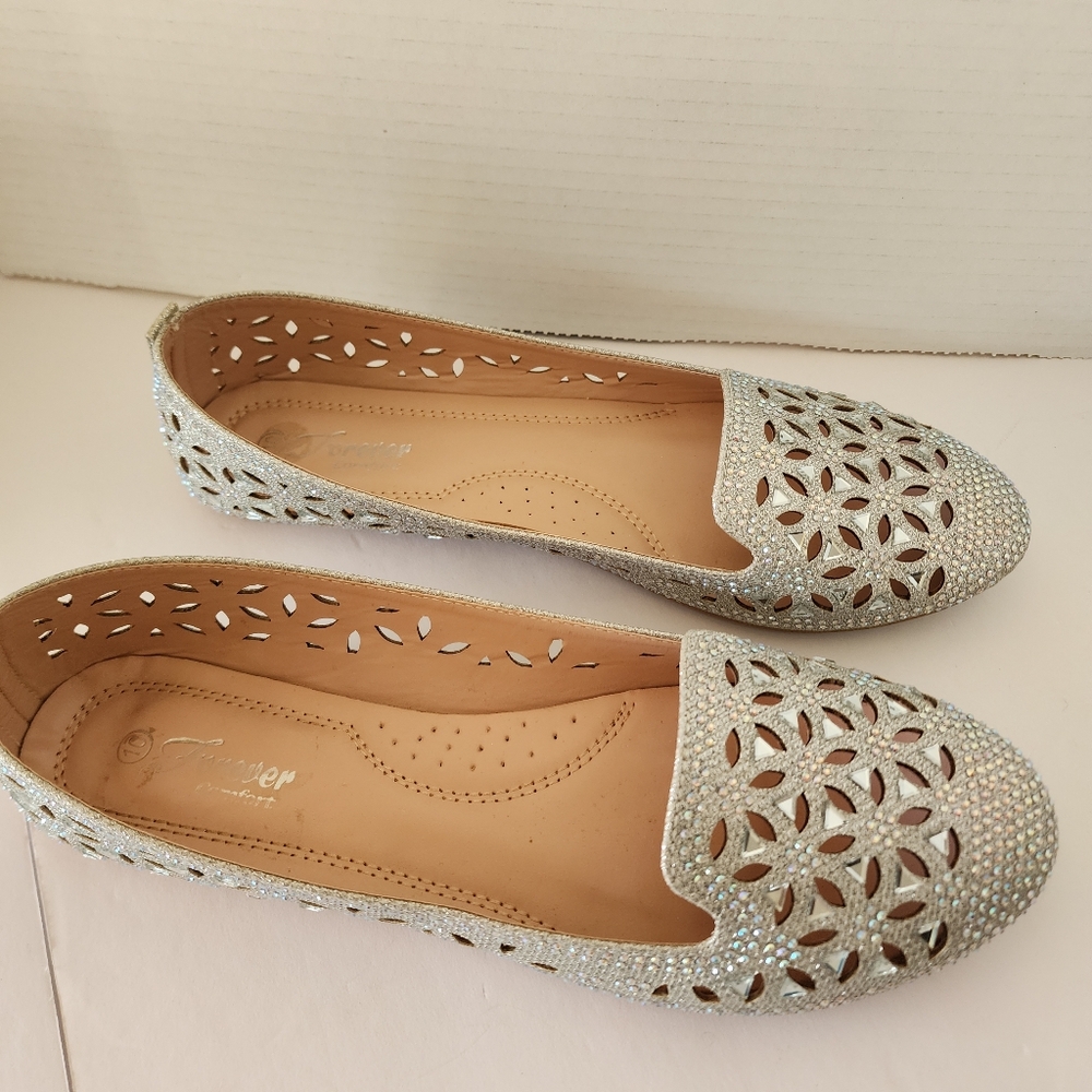 Forever Comfort Flats w / Triangular Mirrors Imbedded On Tops & Sides Almost New